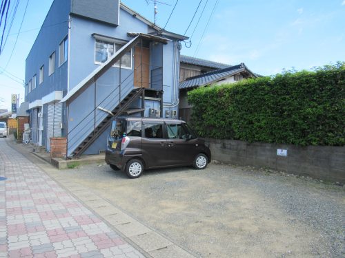 敷地内に駐車場1台付き(外観)